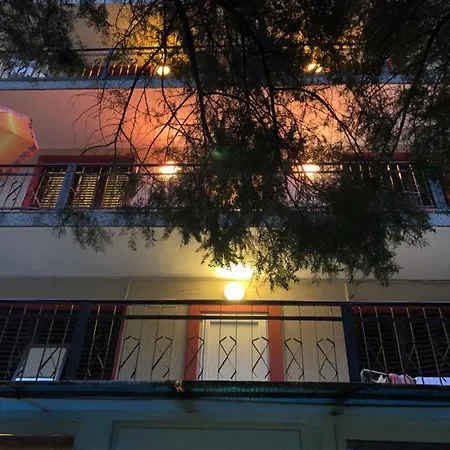 Surf House Rose I Po3a L بيت ضيافة غولدن ساندز