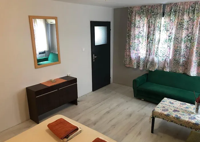 Guest house Surf House Rose I Po3a L