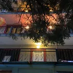 Surf House Rose I Po3a L Pensionat Golden Sands