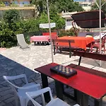 Pensionat Surf House Rose I Po3a L Golden Sands