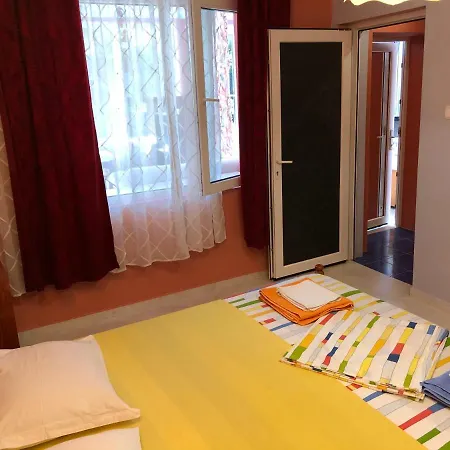 Surf House Rose I Po3a L Penzion *