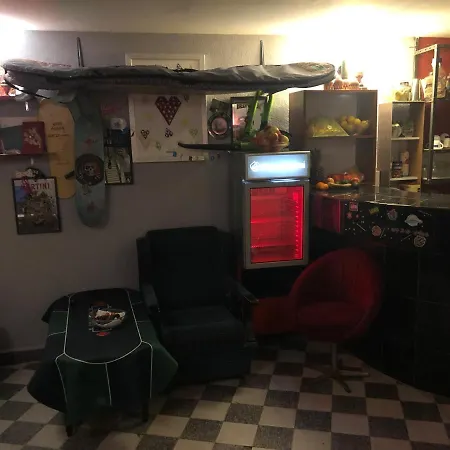 Penzion Surf House Rose I Po3a L *