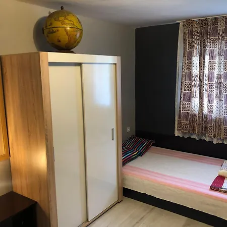 Penzion Surf House Rose I Po3a L *