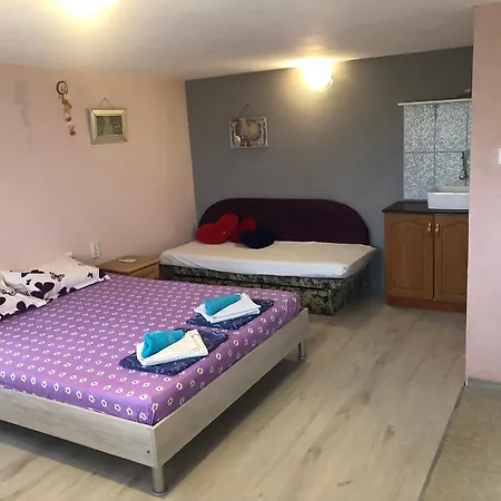 Penzion Surf House Rose I Po3a L *