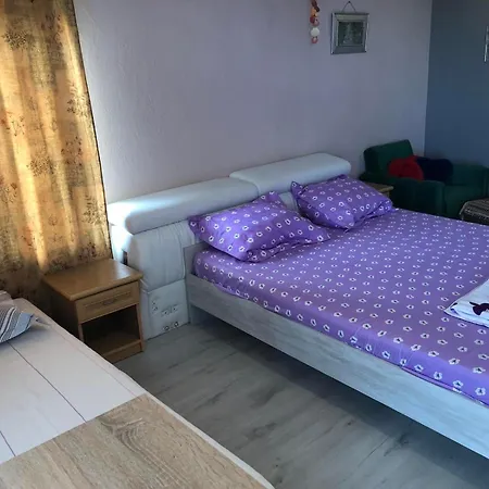 Surf House Rose I Po3a L Penzion *