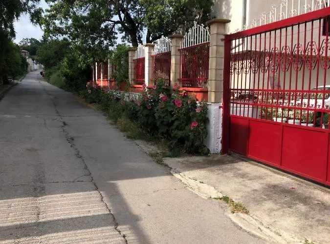 Surf House Rose I Po3a L 3*